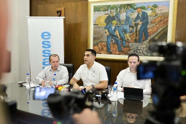 Essap quiere pagar  G. 1 millón más a funcionarios, mientras se “ahoga” en sus deudas - Nacionales - ABC Color