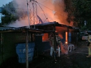 Popular / Le prendió vela a sus santos para pedir amor pero okaipaite la hóga