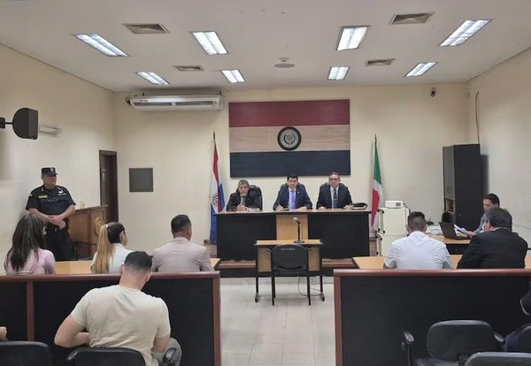 Condenan a 16 años de cárcel a funcionaria policial por la muerte de su madre en Paraguarí