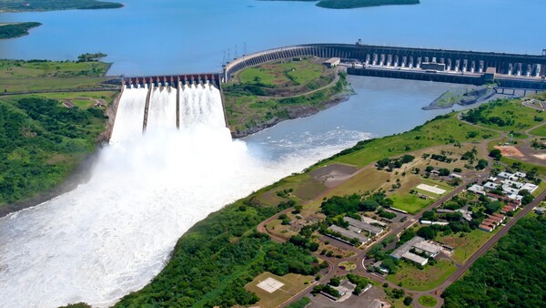 Itaipú transfirió USD 78 millones menos durante el 2025
