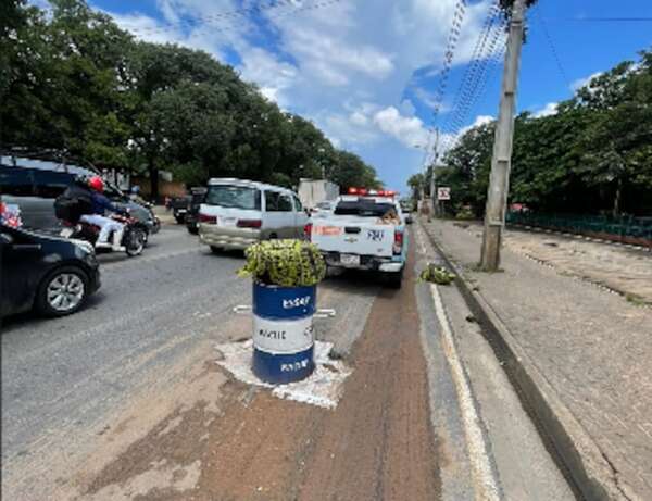 Municipalidad de San Lorenzo culpa a la Essap de los baches: ciudadanos exigen solución - Nacionales - ABC Color