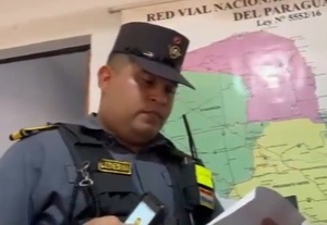 Video: Graban a agente de la Caminera pidiendo coima en San Lorenzo - ADN Digital