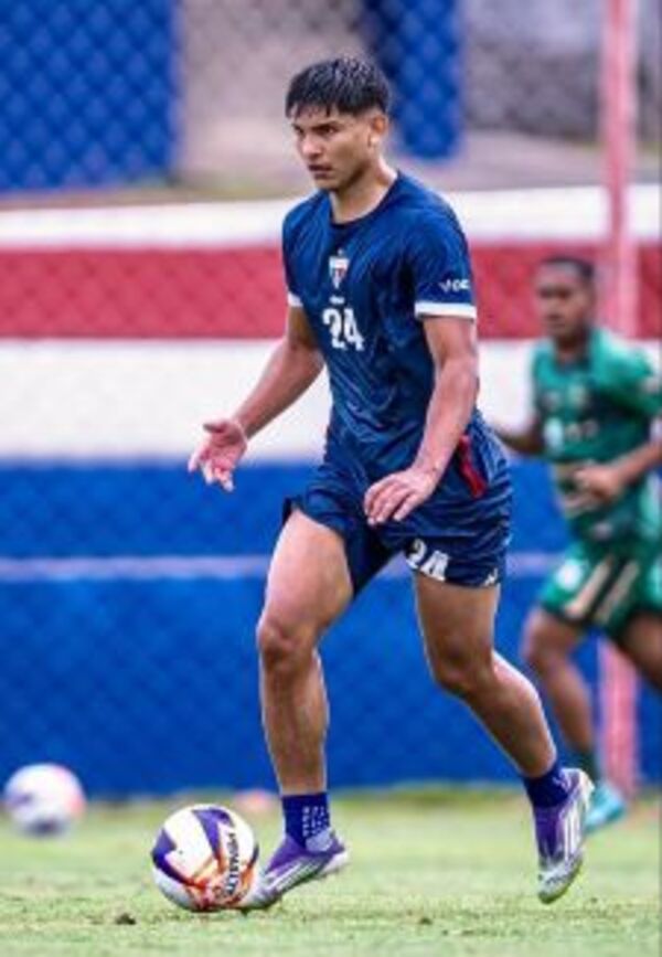 Popular / "Tiene altas chances de jugar en el primer equipo"