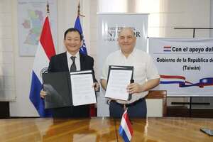 Popular / Cooperación con China (Taiwán) para el mantenimiento de motos del Grupo Lince