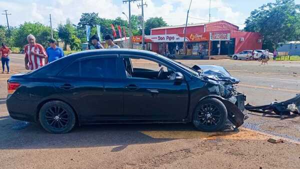 Conductor alcoholizado protagoniza choque y deja a una mujer herida en Itapúa