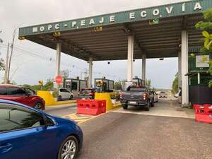 Rutas del Este suspende pago con QR en peaje Ecovía y explica por qué - Economía - ABC Color