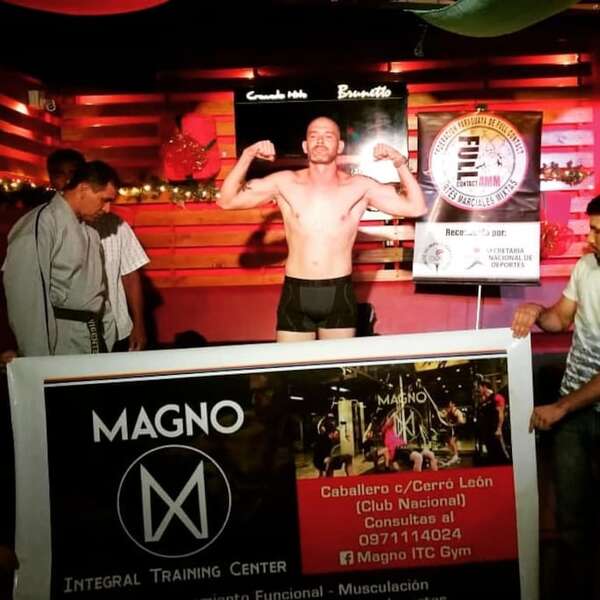 Full Contact: Pelea de Campeones en Altos - Polideportivo - ABC Color