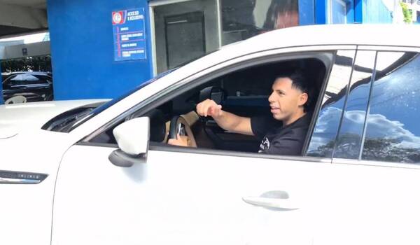 Llegaron en autazos ¿y los refuerzos?