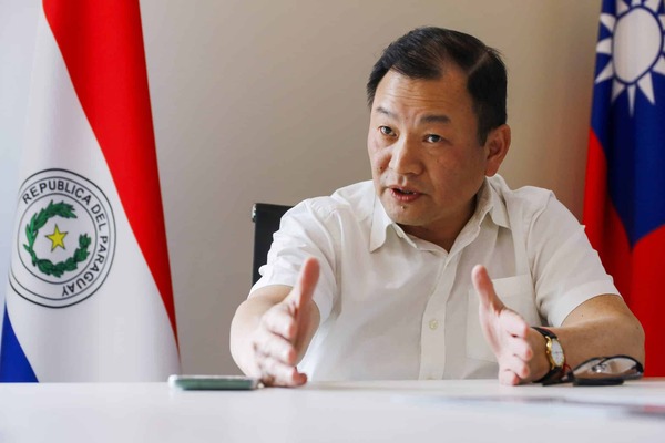 Taiwán y Paraguay: Alianza clave en salud, becas y buses