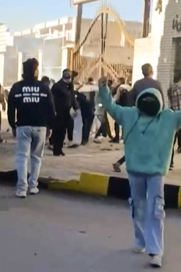 Trump amenaza a Irán ante represión de manifestantes