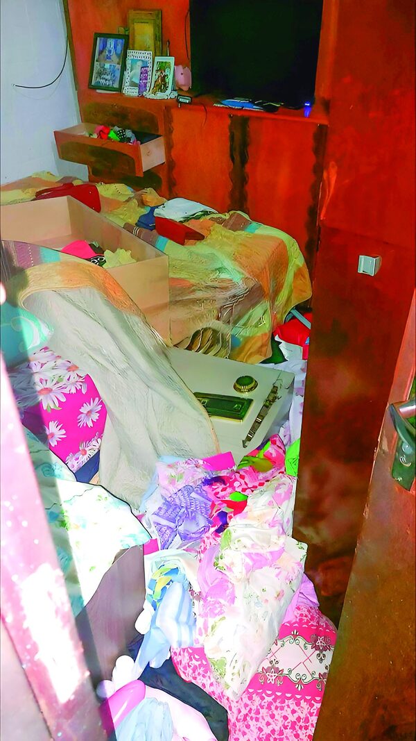 Limpio: Roban G. 70 millones de una boca de cobranzas