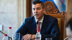 Paraguay "observa" operación contra Maduro, al que tilda de "amenaza" y "cabecilla" de cartel