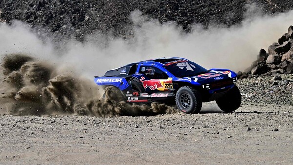 Dakar: Ekstrom y Canet mandan de entrada