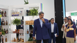 Trump aclara que Rubio está hablando con Delcy Rodríguez en Venezuela