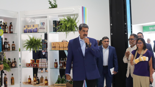 Trump aclara que Rubio está hablando con Delcy Rodríguez en Venezuela