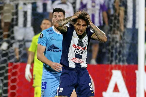 Paolo Guerrero renueva con Alianza Lima, rival del 2 de Mayo - Fútbol Internacional - ABC Color