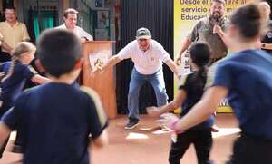 Cuestionan al ministro de Educación por gestión 2025 “para la foto” - Nacionales - ABC Color