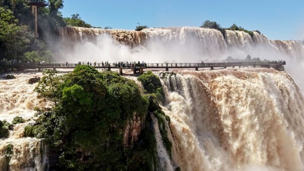 Cataratas recibieron en 2025 a más de 3,5 millones de turistas