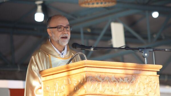 Caacupé: Pa'i Luna pide a candidatos no olvidarse de los pobres luego de las elecciones