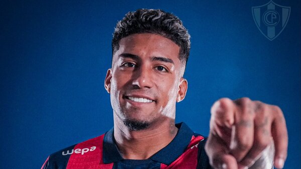Santiago Mosquera es presentado en Cerro Porteño