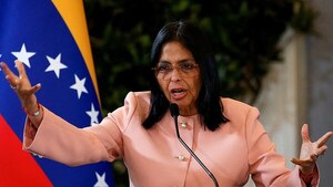 Delcy Rodríguez asume mando del Ejecutivo venezolano