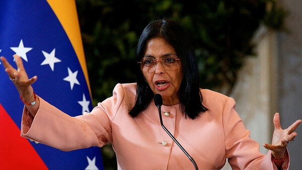 Delcy Rodríguez asume mando del Ejecutivo venezolano