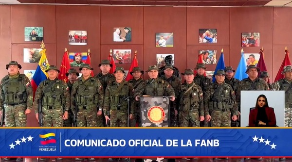 Fuerzas Armadas de Venezuela prometen “gobernabilidad”, pero exigen liberación del “presidente” Maduro