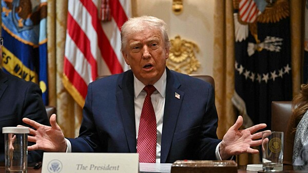 Trump advierte a Delcy Rodríguez de que si no actúa bien acabará peor que Maduro