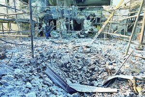 Zelenski: Rusia lanzó más de 1.000 bombas en una semana