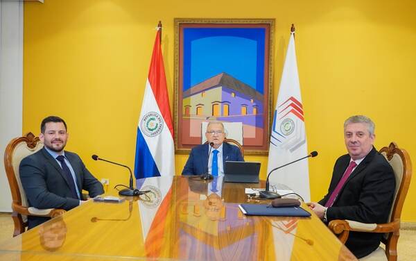 Jorge Bogarín González asume la presidencia del TSJE