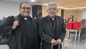 Cardenal Martínez viajó a Roma tras convocatoria del Papa Leon XIV