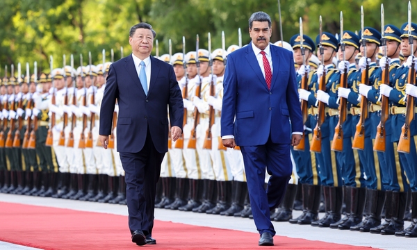 China exige inmediata liberación de Nicolás Maduro