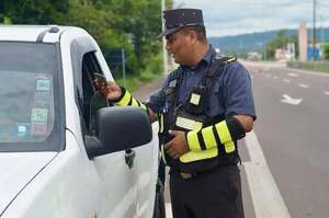 Año Nuevo: Caminera reporta menos siniestros viales y “alcotests” positivos que en años anteriores - Nacionales - ABC Color