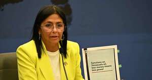 La Nación / Delcy Rodríguez jura como presidenta interina de Venezuela en el Parlamento