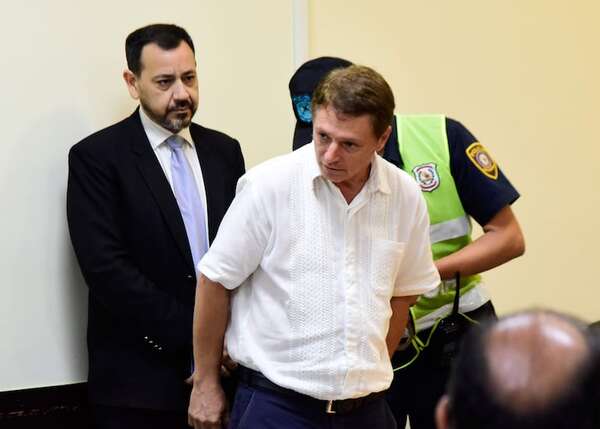 Tartufo: Aduanero compurgará condena por coima y contrabando en 2031 - Nacionales - ABC Color