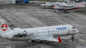 Pasajeros paraguayos sufrieron retrasos por problemas en un avión en Florianópolis