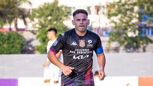 Teodoro Arce, a un paso de ser refuerzo de Guaraní