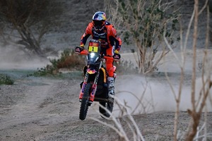 Dakar 2026: Daniel Sanders gana la etapa 2 y es líder