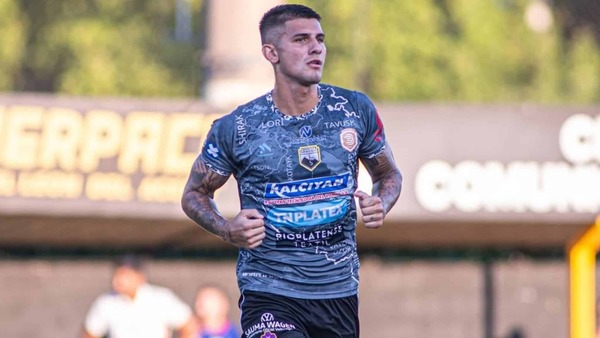 Guaraní ficha al defensor argentino Imanol Segovia