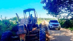 Amplían caminos rurales en Ñeembucú