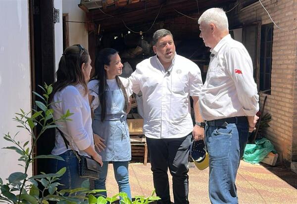 Diego Romero lanza su precandidatura a la intendencia de Luque •