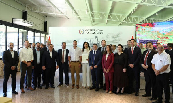 Banco Continental y Avalon Casa de Bolsa avanzan con el financiamiento de la Ruta 1