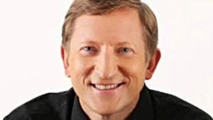 Daniel Luzko llega hoy a plataformas digitales