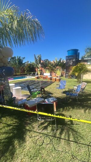 Popular / SanBer: ¡En pleno cumple de su hija se electrocutó en pista iluminada! 