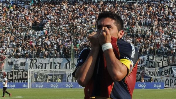 Santiago Salcedo y el dolor de no poder volver a Cerro Porteño