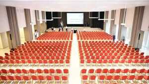 Itaipú busca comprar dos pantallas LED por G. 1.566 millones