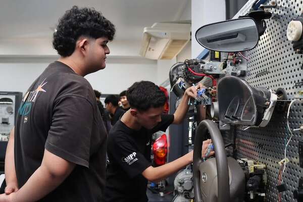 Si terminaste el colegio y no sabés qué estudiar, el SNPP te ofrece estas opciones - Nacionales - ABC Color