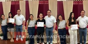 SEBASTIÁN REMESOWSKI DESTACA LABOR VOLUNTARIA EN EDUCACIÓN EN ENCARNACIÓN