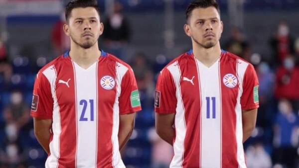 Óscar Romero aseguró que el regreso de los mellizos a Cerro está cerca