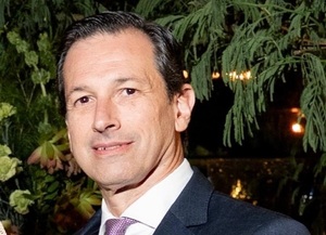 Luis Enrique Peroni: “El rol del notario público en las transacciones inmobiliarias es fundamental”